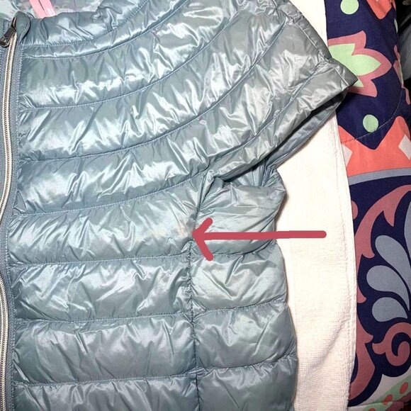 COTES OF LONDON The St. Ives Down Vest in Silvery Aqua - Picture 10 of 10